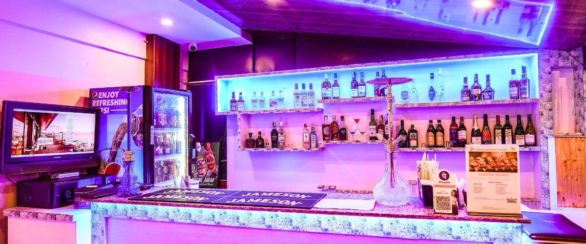 Terrace Bar & Lounge