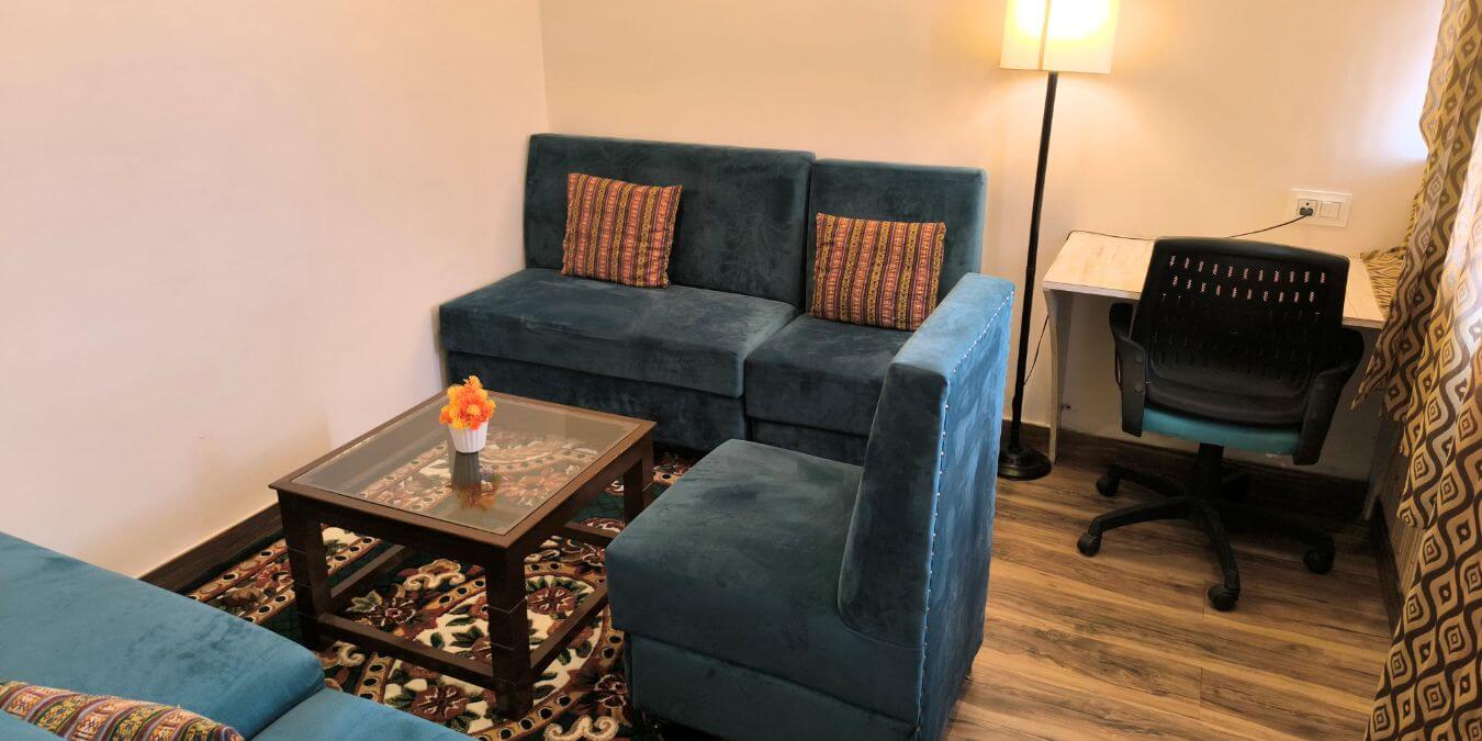 Family Room photo 3
