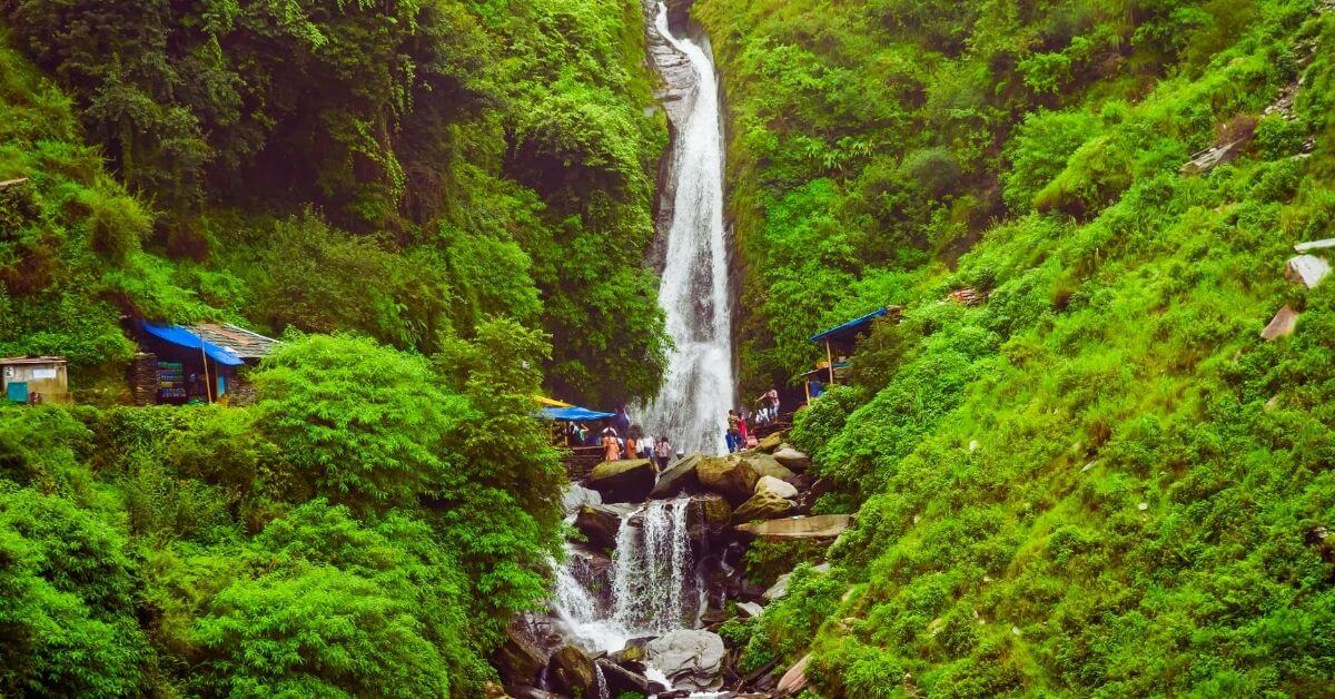 Capture timeless moments at the Best Pre-Wedding Shoot Locations in Dharamshala, where breathtaking landscapes and serene backdrops create picture-perfect memories!