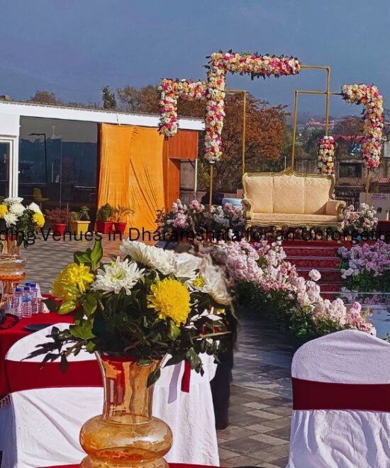 Top Luxury Wedding Venues in Dharamshala for an Unforgettable Celebration.